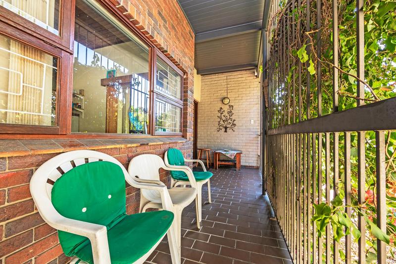 To Let 3 Bedroom Property for Rent in De La Haye Western Cape